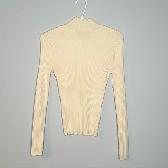Zara Ribbed Turtleneck - Picture 3 of 7